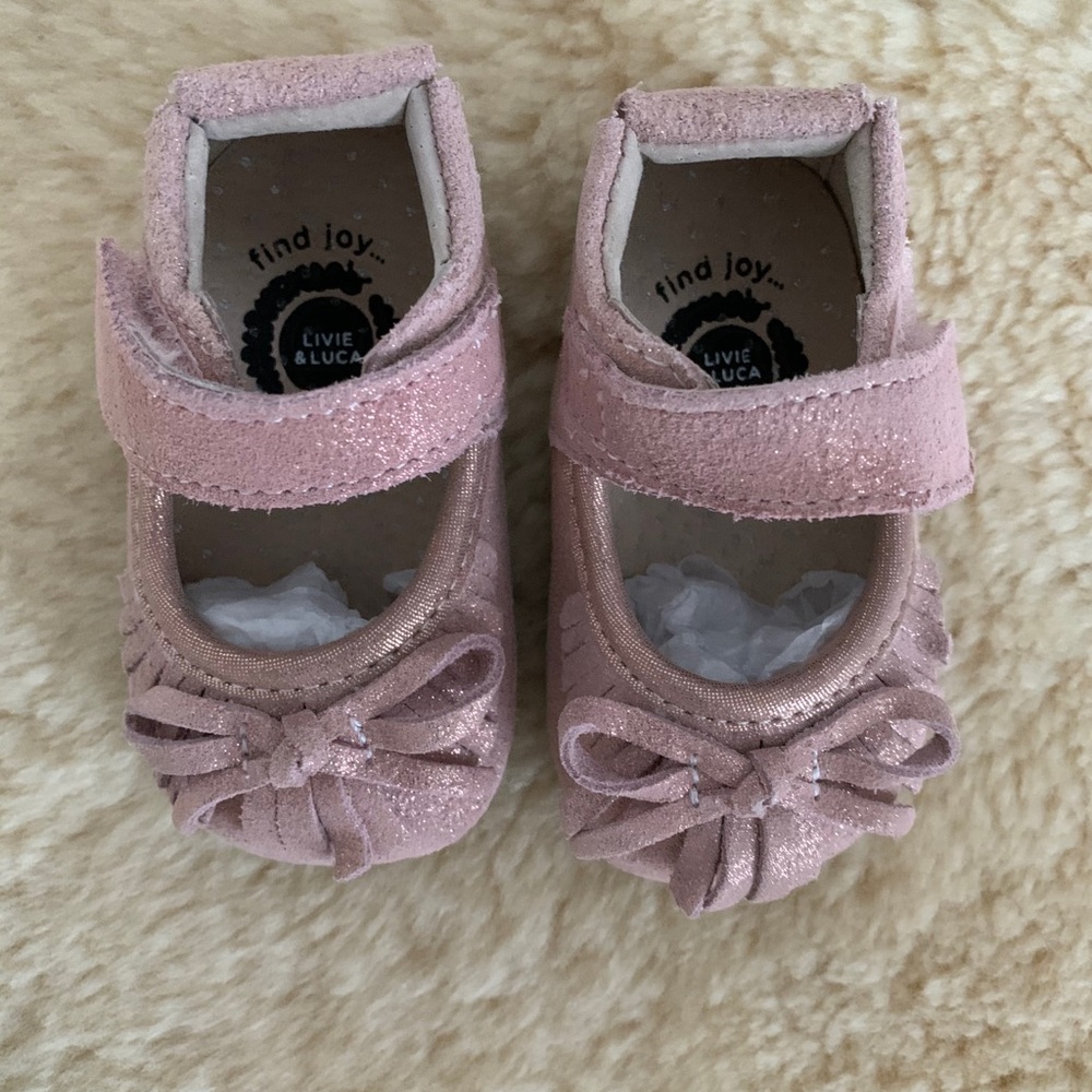 New!Livie & Luca genuine pink leather shoes! 0-6